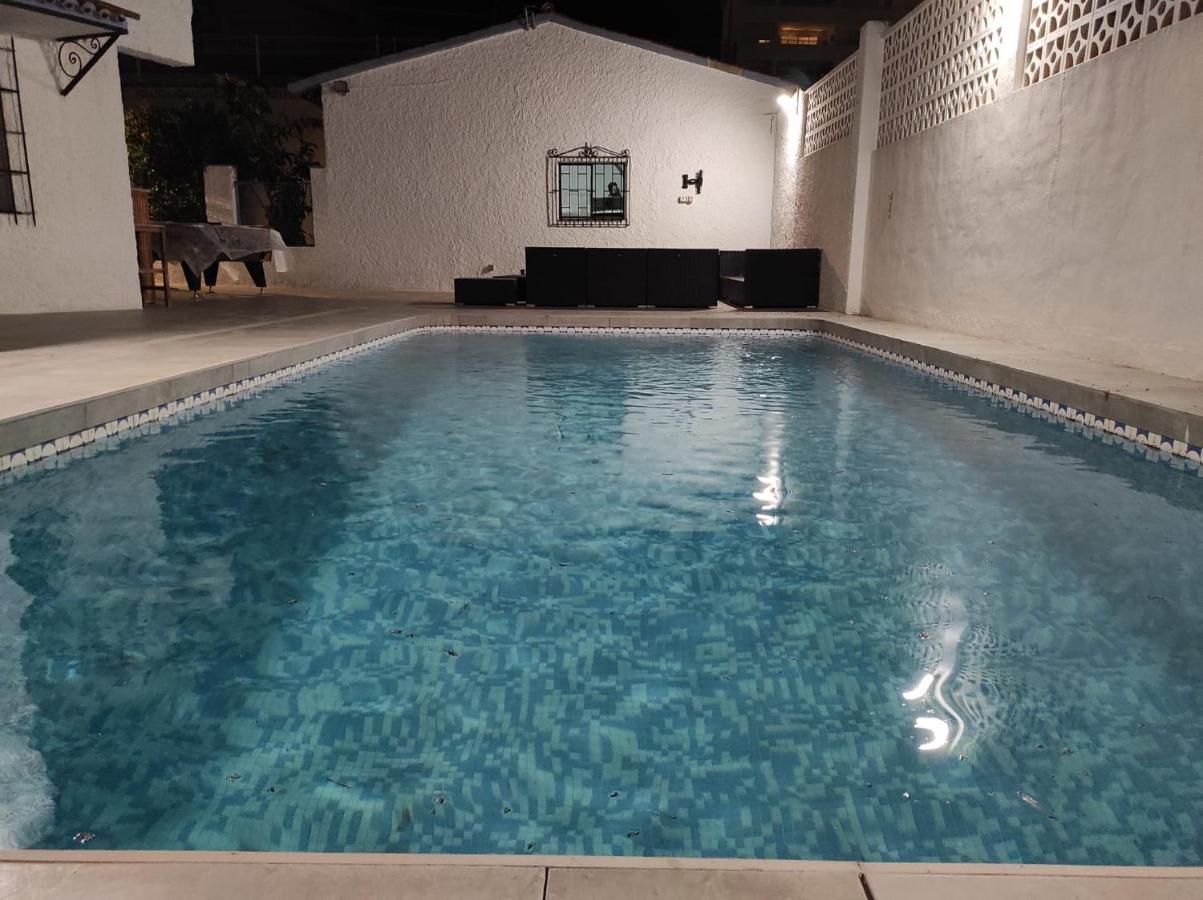 Villa Con Piscina A Un Paso De La Playa Бенидорм Екстериор снимка