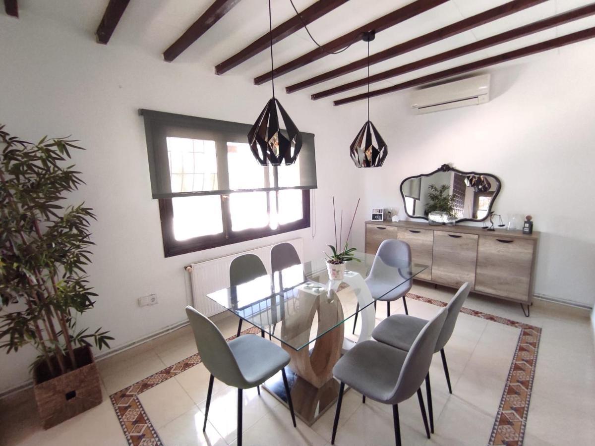 Villa Con Piscina A Un Paso De La Playa Бенидорм Екстериор снимка