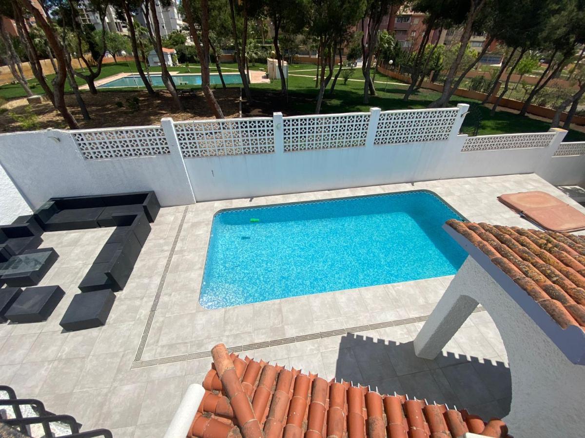 Villa Con Piscina A Un Paso De La Playa Бенидорм Екстериор снимка